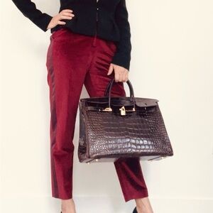 Lux Croc-Embossed Structured Tote Bag in Dark Brown with burgundy tone